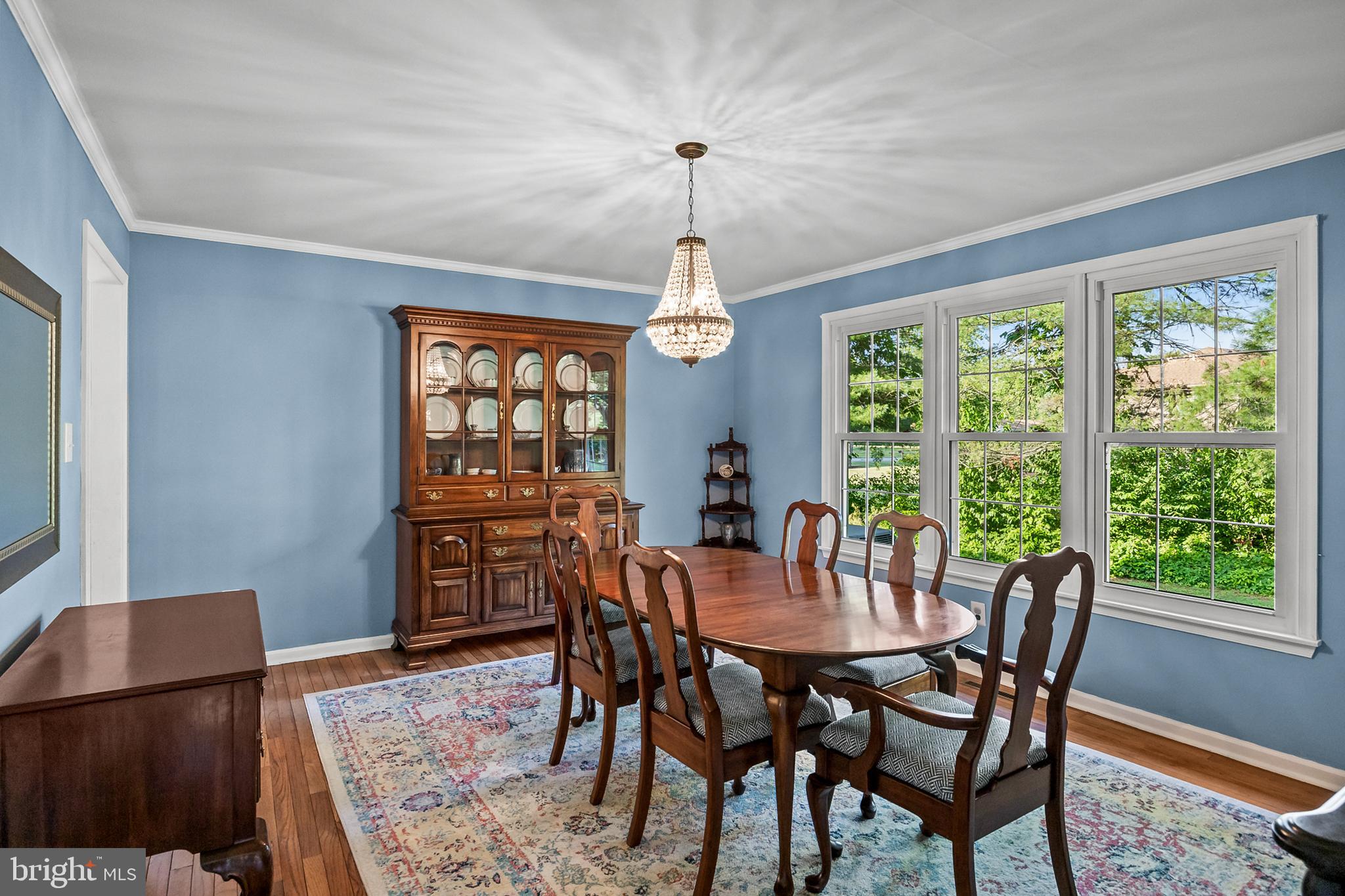 5 BUTTONWOOD DRIVE