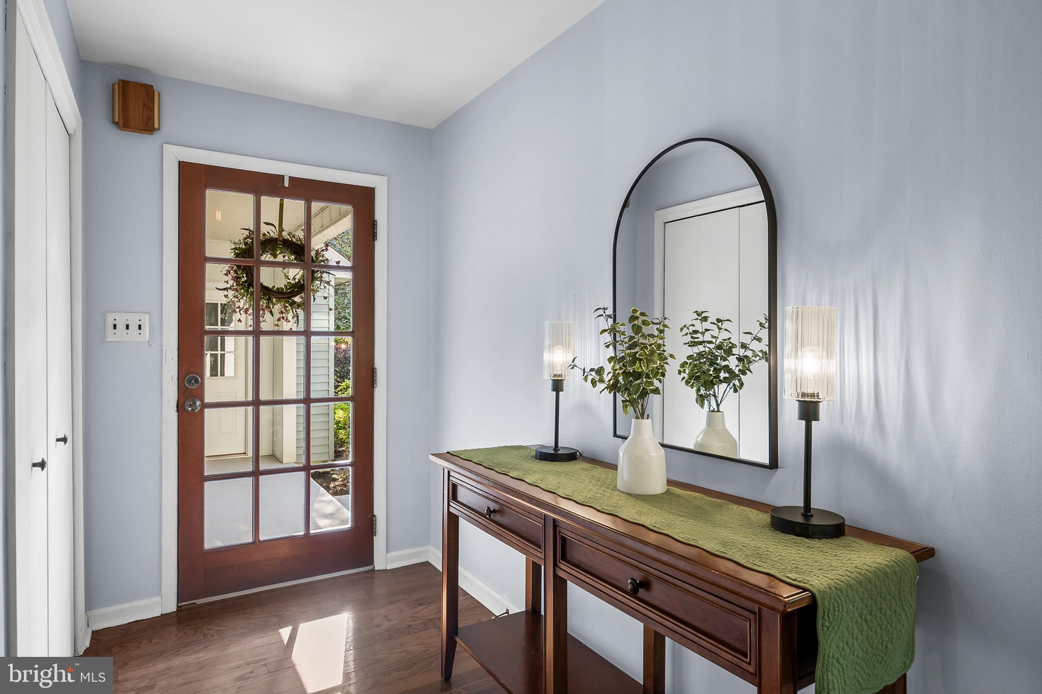 5 BUTTONWOOD DRIVE