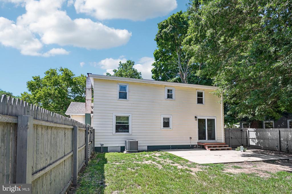 381 IVES