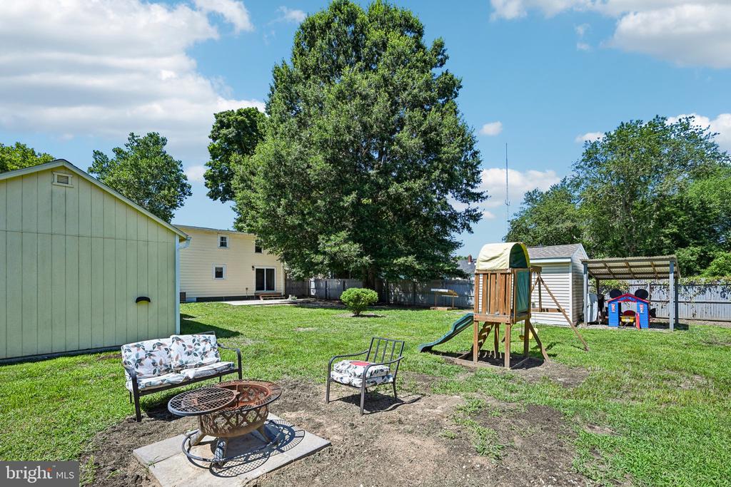 381 IVES