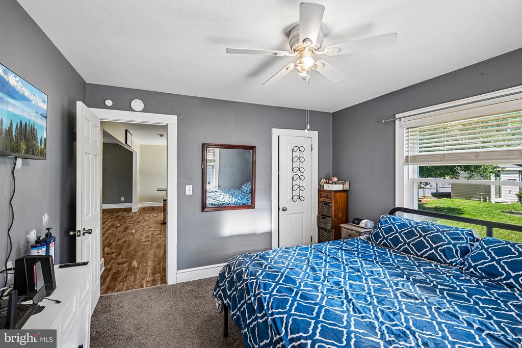 381 IVES