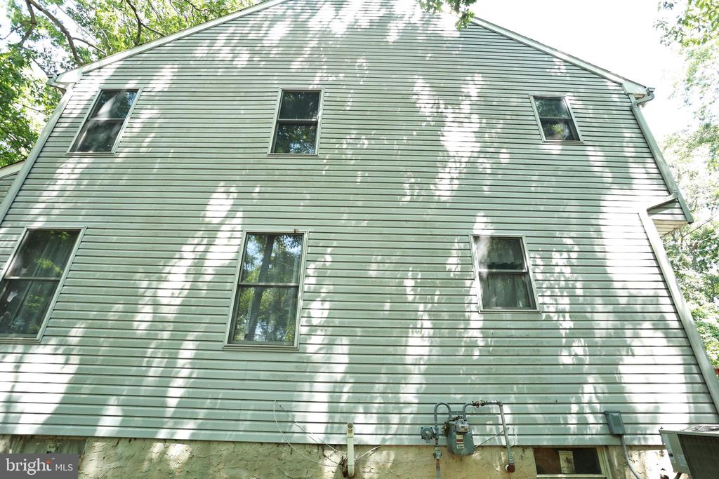 453 LANGLEY ROAD