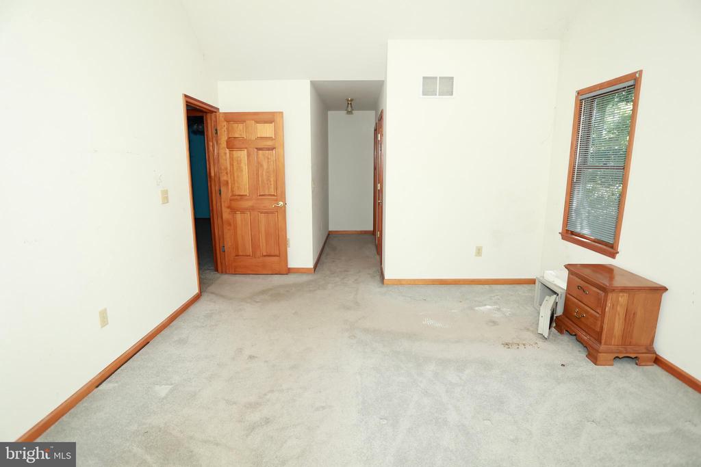 453 LANGLEY ROAD
