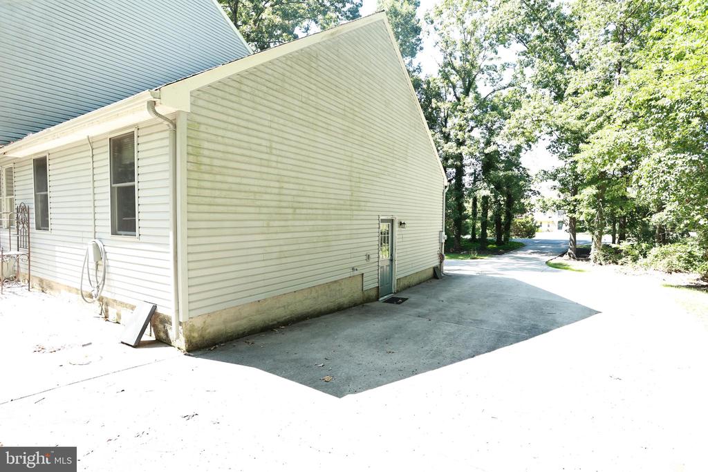 453 LANGLEY ROAD