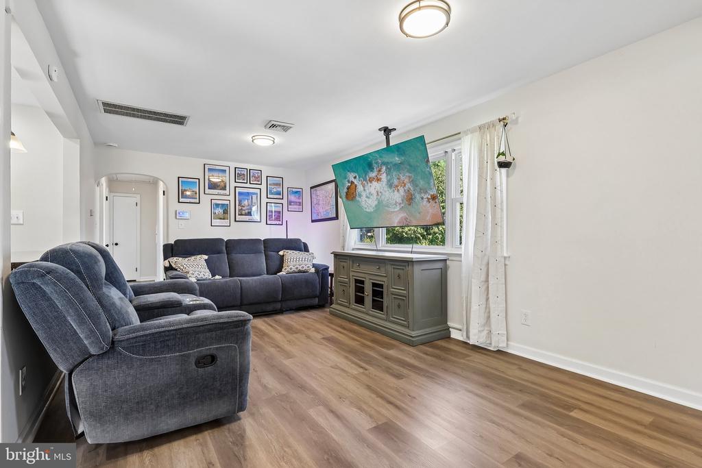 35 EATON ROAD