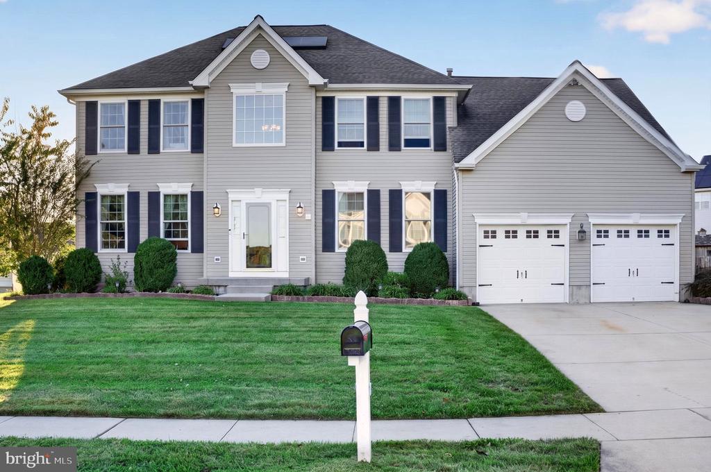 26 KINGSBERRY LANE