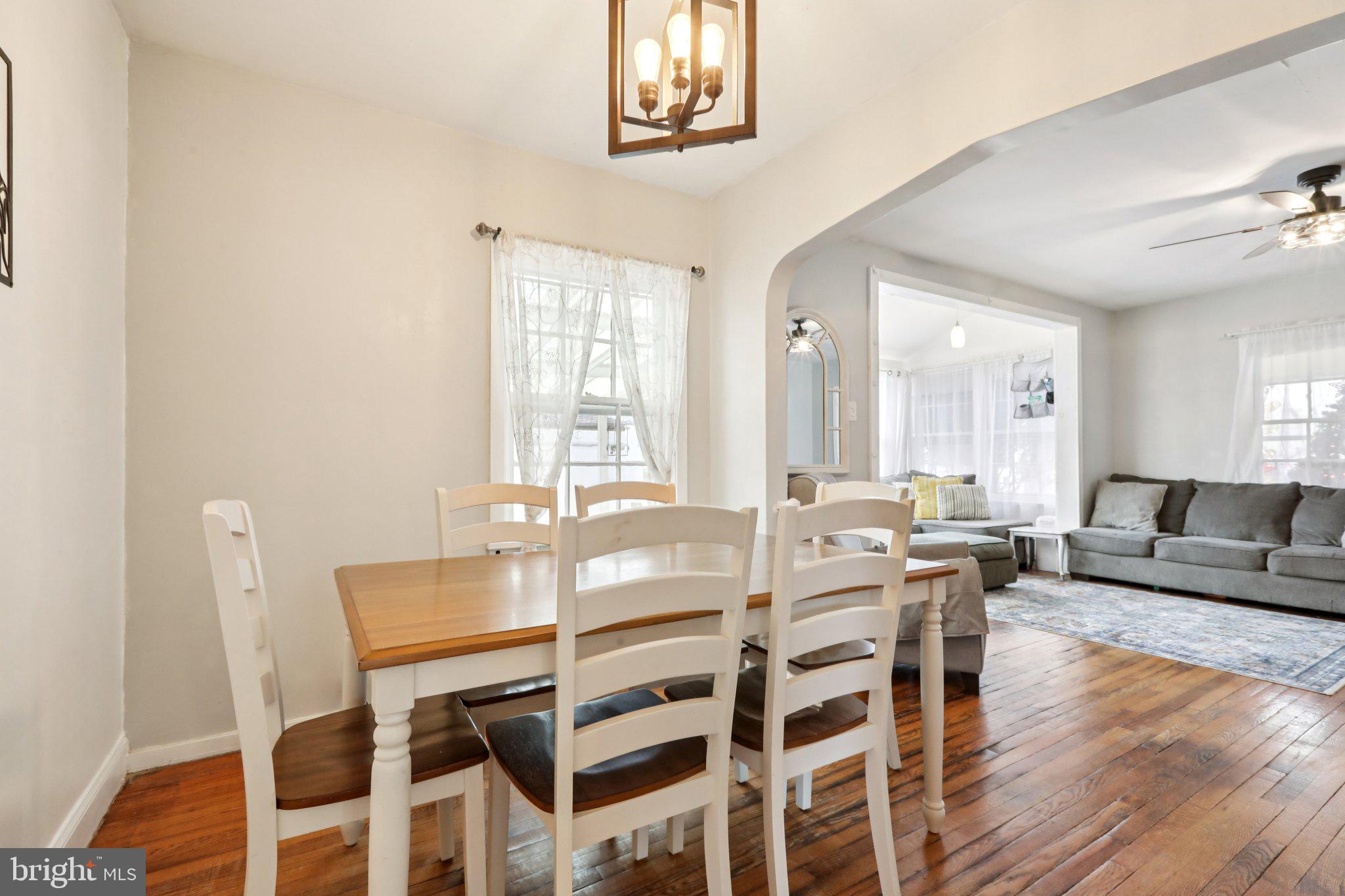 376 HOLLYWOOD AVENUE