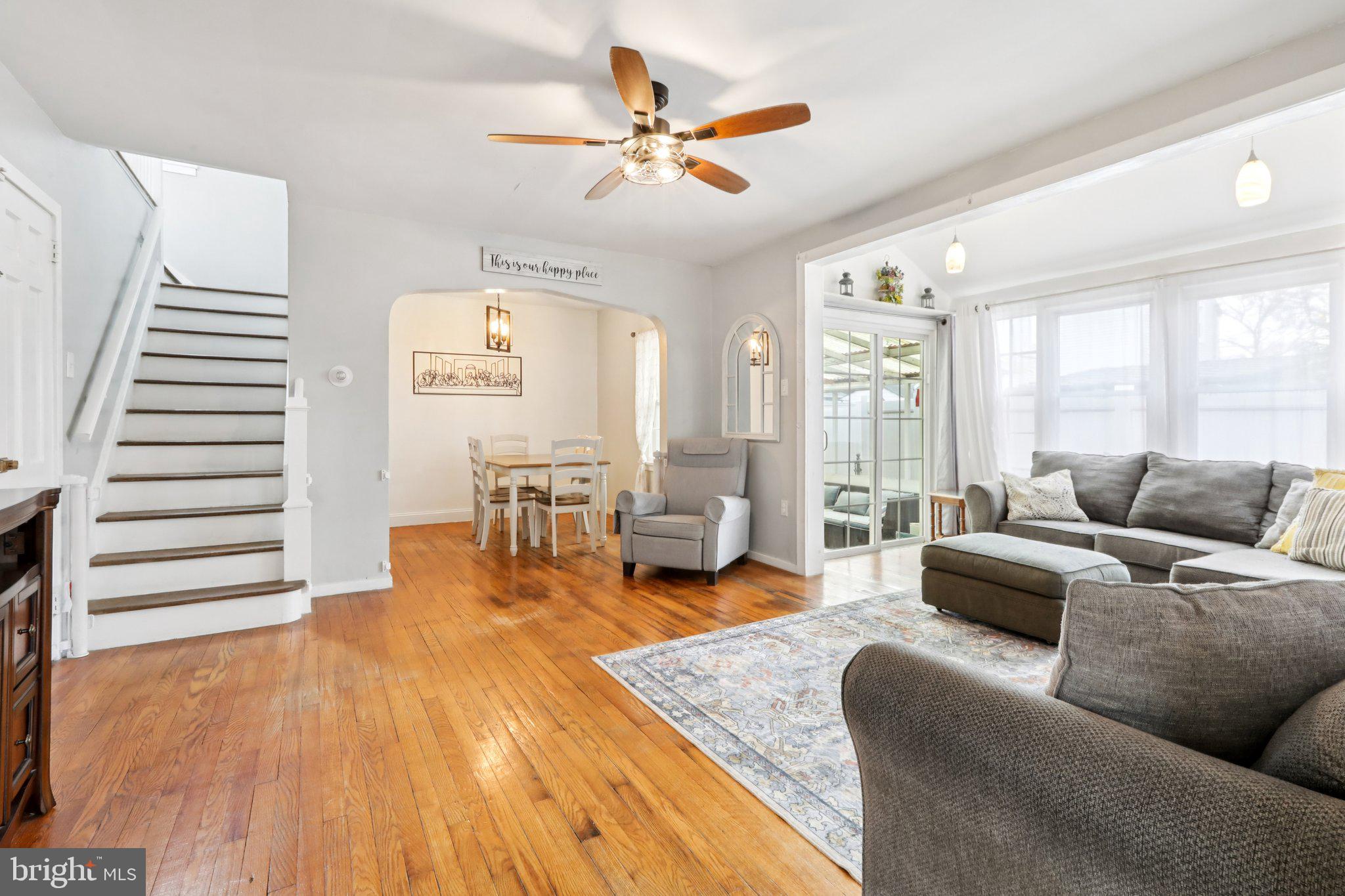 376 HOLLYWOOD AVENUE