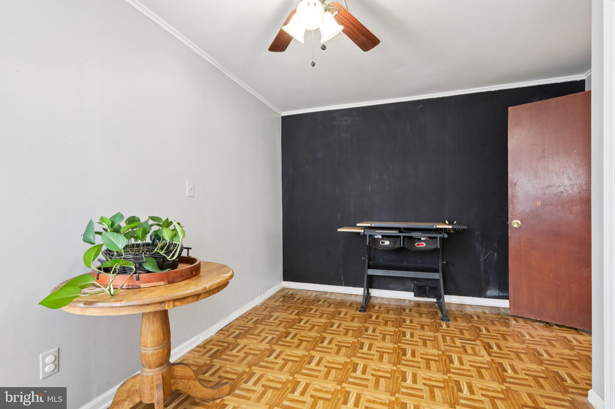 376 HOLLYWOOD AVENUE