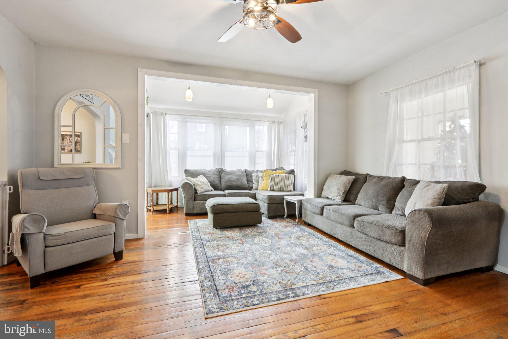 376 HOLLYWOOD AVENUE