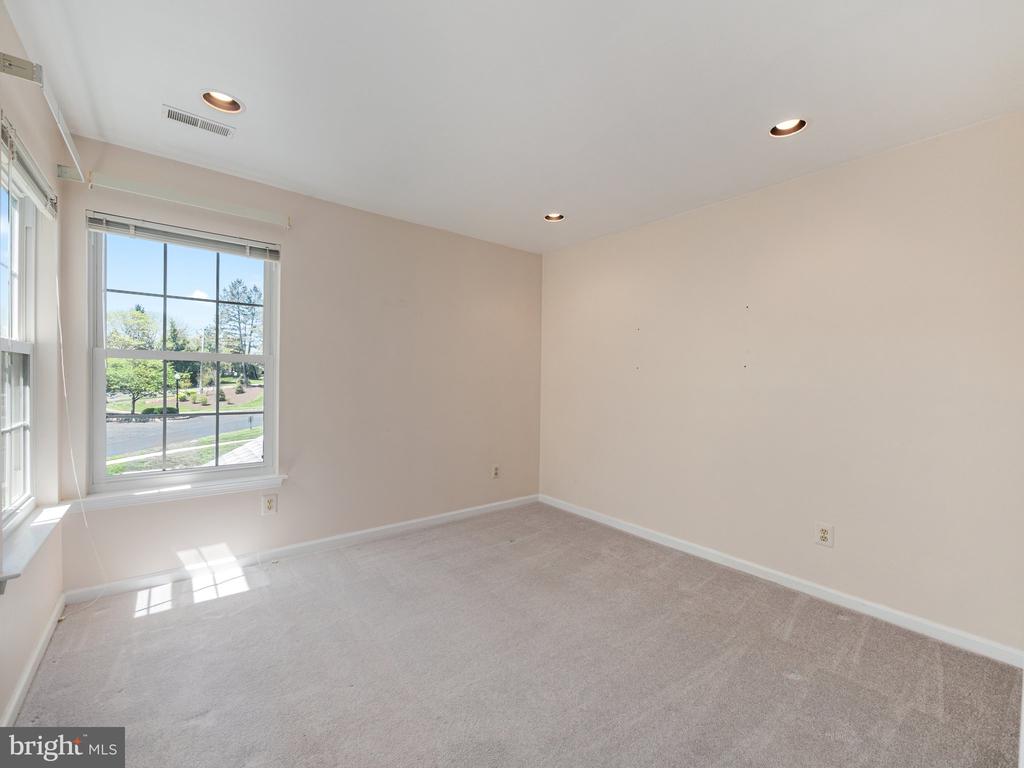 4008 STERLING ROAD