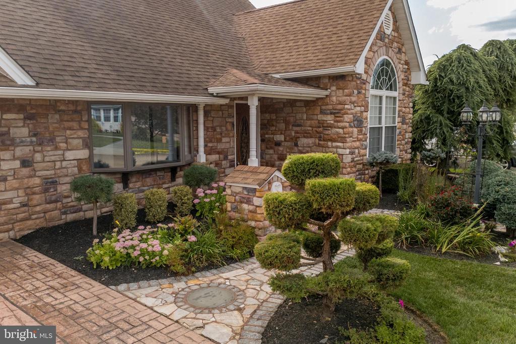 23 MISTY PINE ROAD