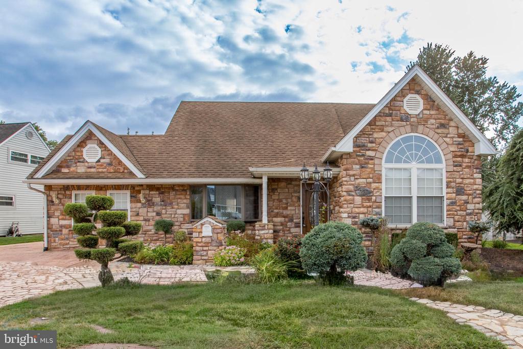 23 MISTY PINE ROAD