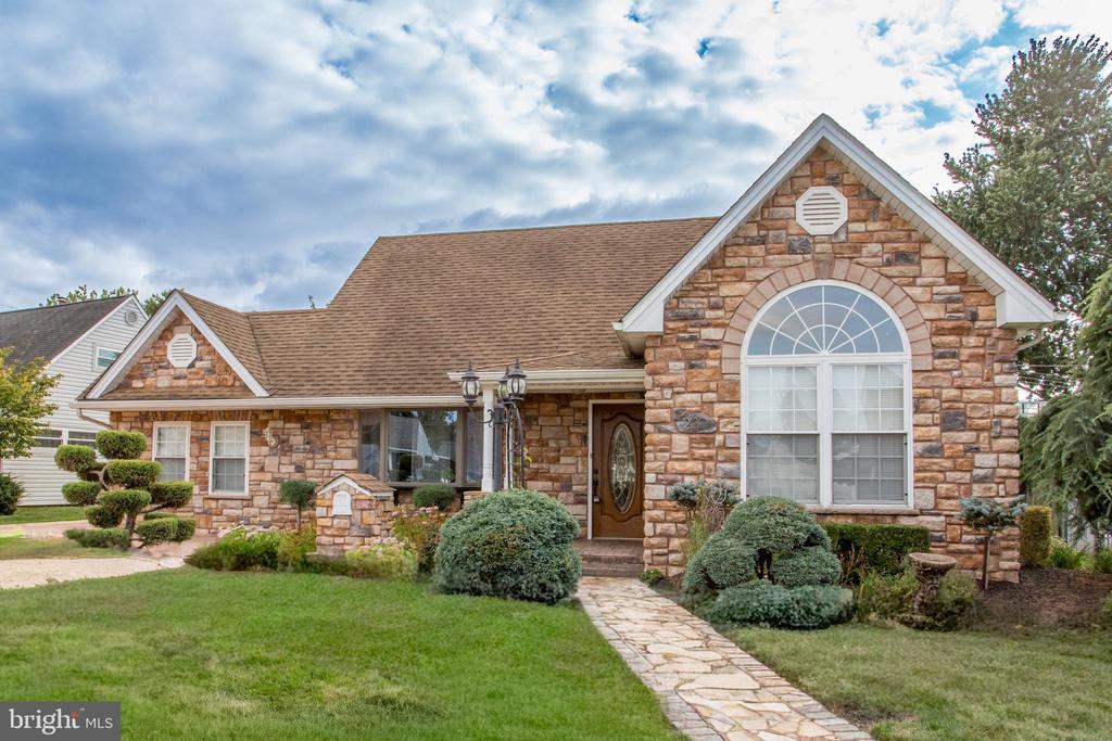 23 MISTY PINE ROAD