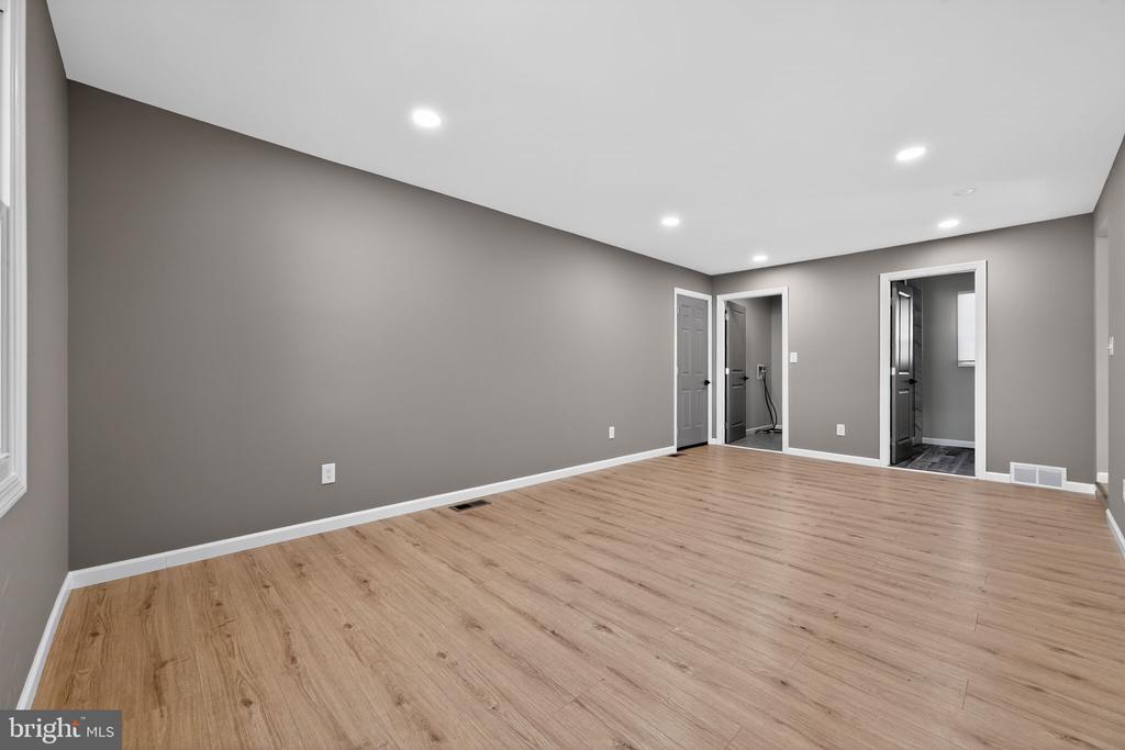 299 KENT ROAD