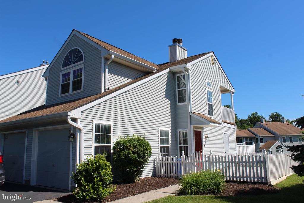 543 CEDAR HOLLOW DRIVE