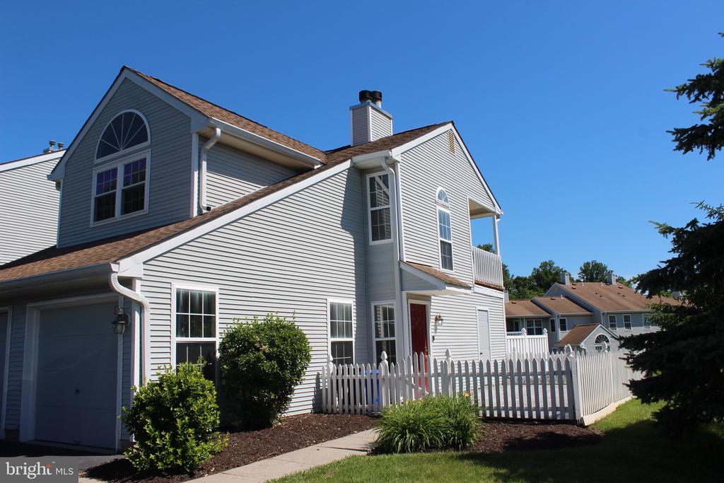 543 CEDAR HOLLOW DRIVE
