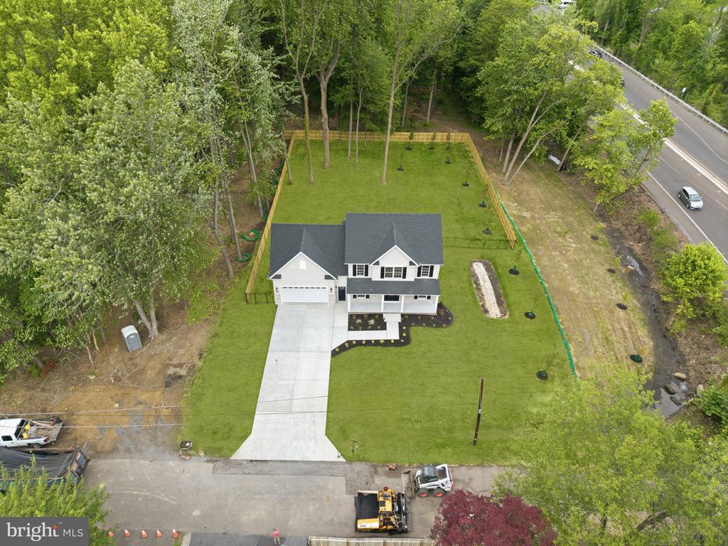 171 E HIGHLAND