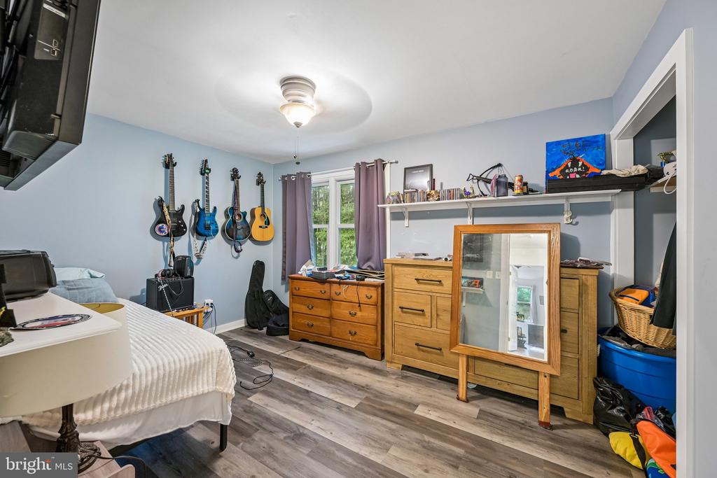 1564 APPLEWOOD CIRCLE