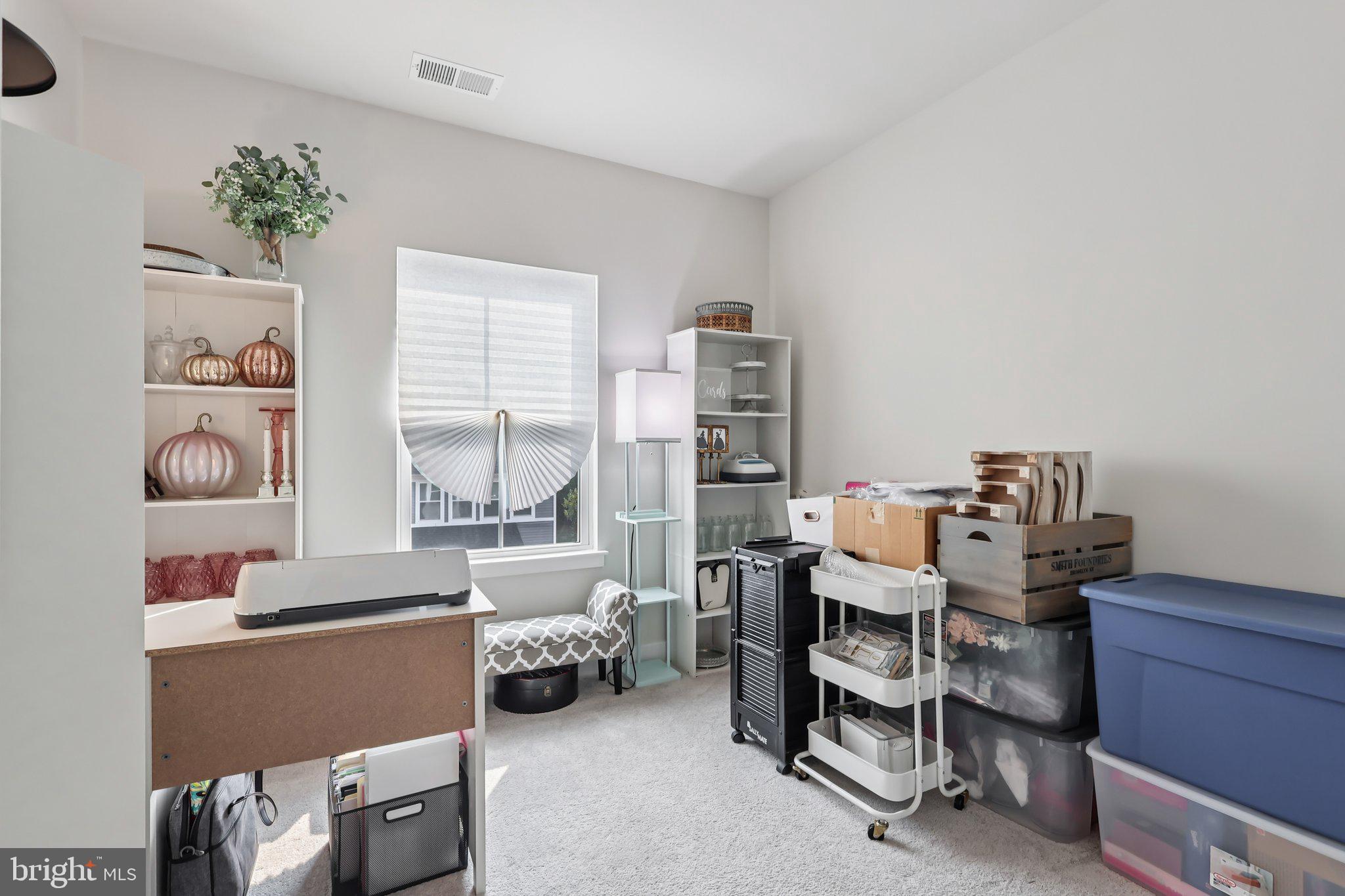211 HIBISCUS WAY