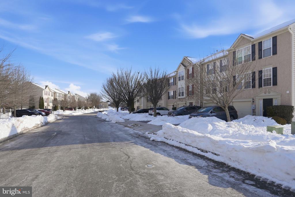 3 CARRIAGE HOUSE ROAD