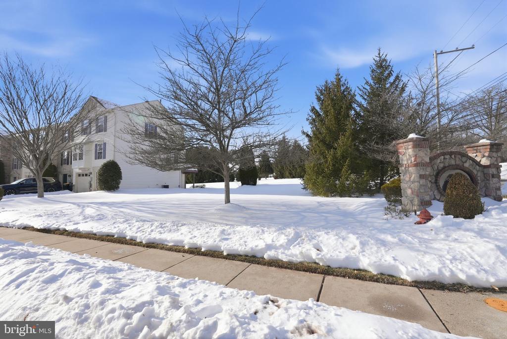 3 CARRIAGE HOUSE ROAD