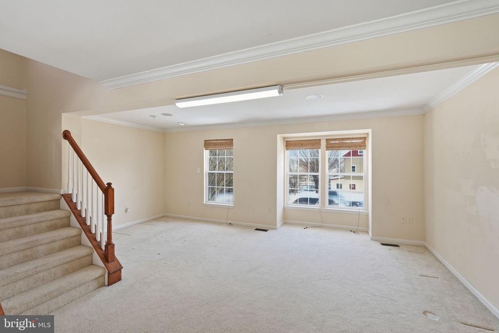 3 CARRIAGE HOUSE ROAD