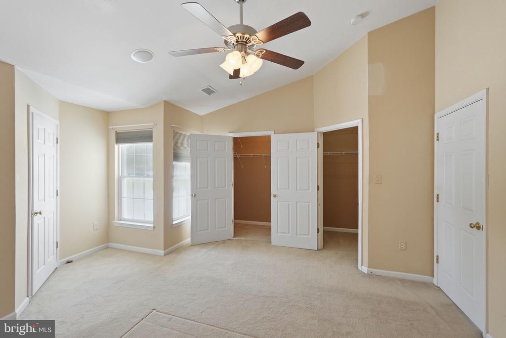 3 CARRIAGE HOUSE ROAD