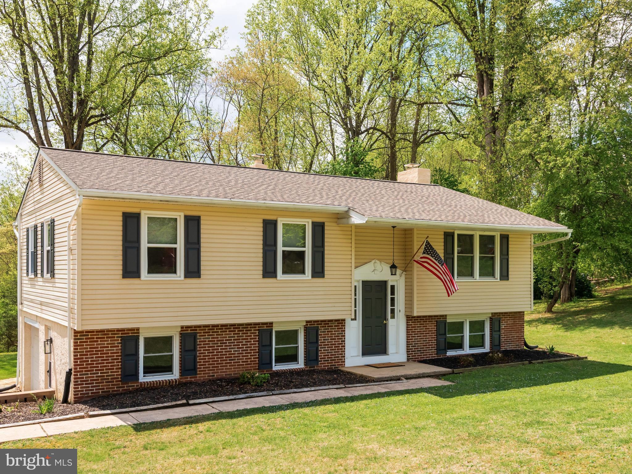 101 LAURELWOOD DRIVE