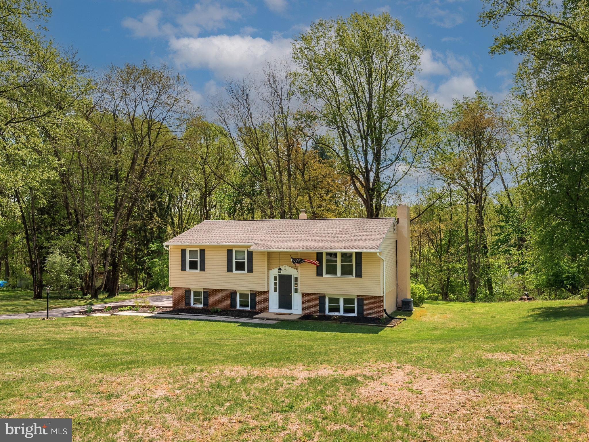 101 LAURELWOOD DRIVE