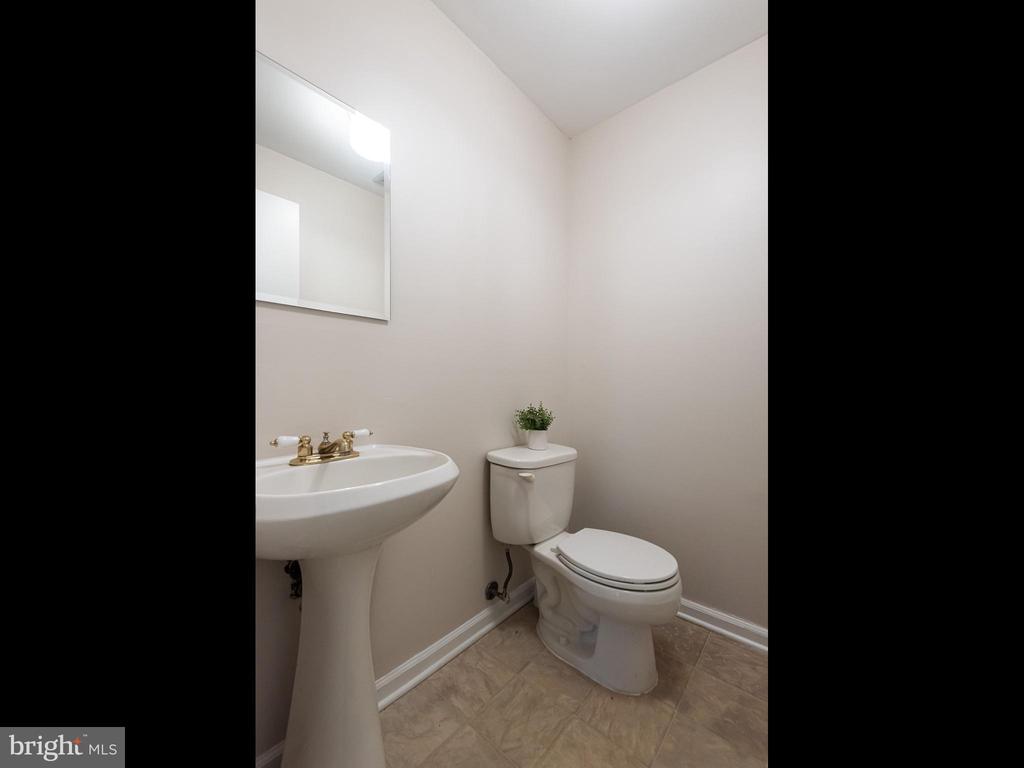 101 LAURELWOOD DRIVE