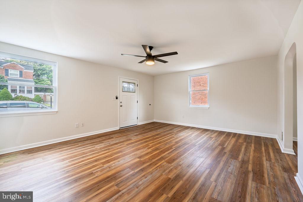 231 E AVON ROAD