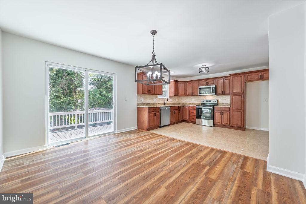 231 E AVON ROAD
