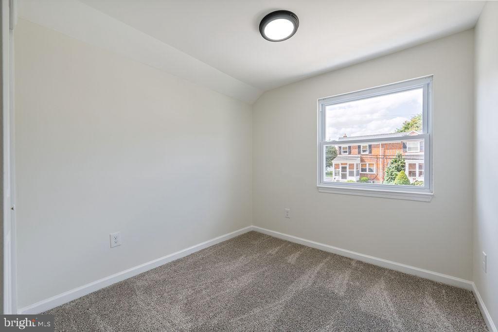 231 E AVON ROAD