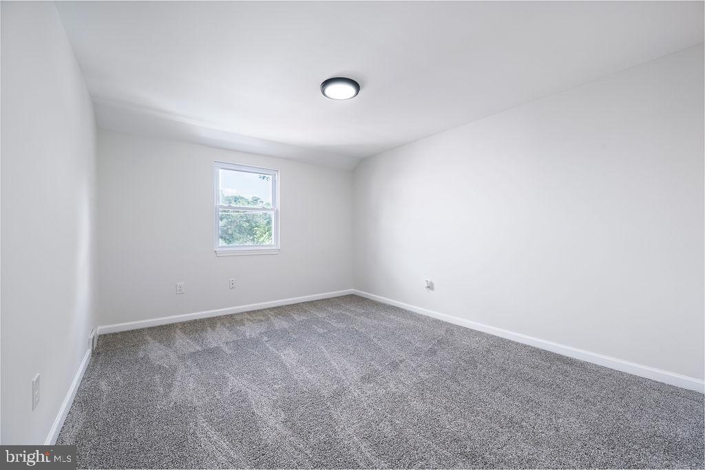231 E AVON ROAD