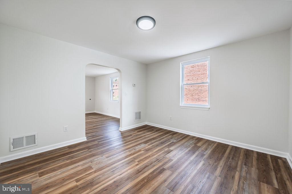 231 E AVON ROAD