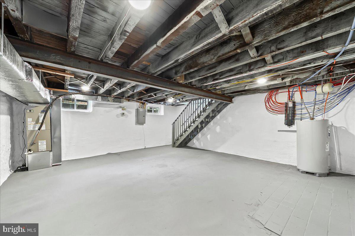 410 E JEFFERSON STREET