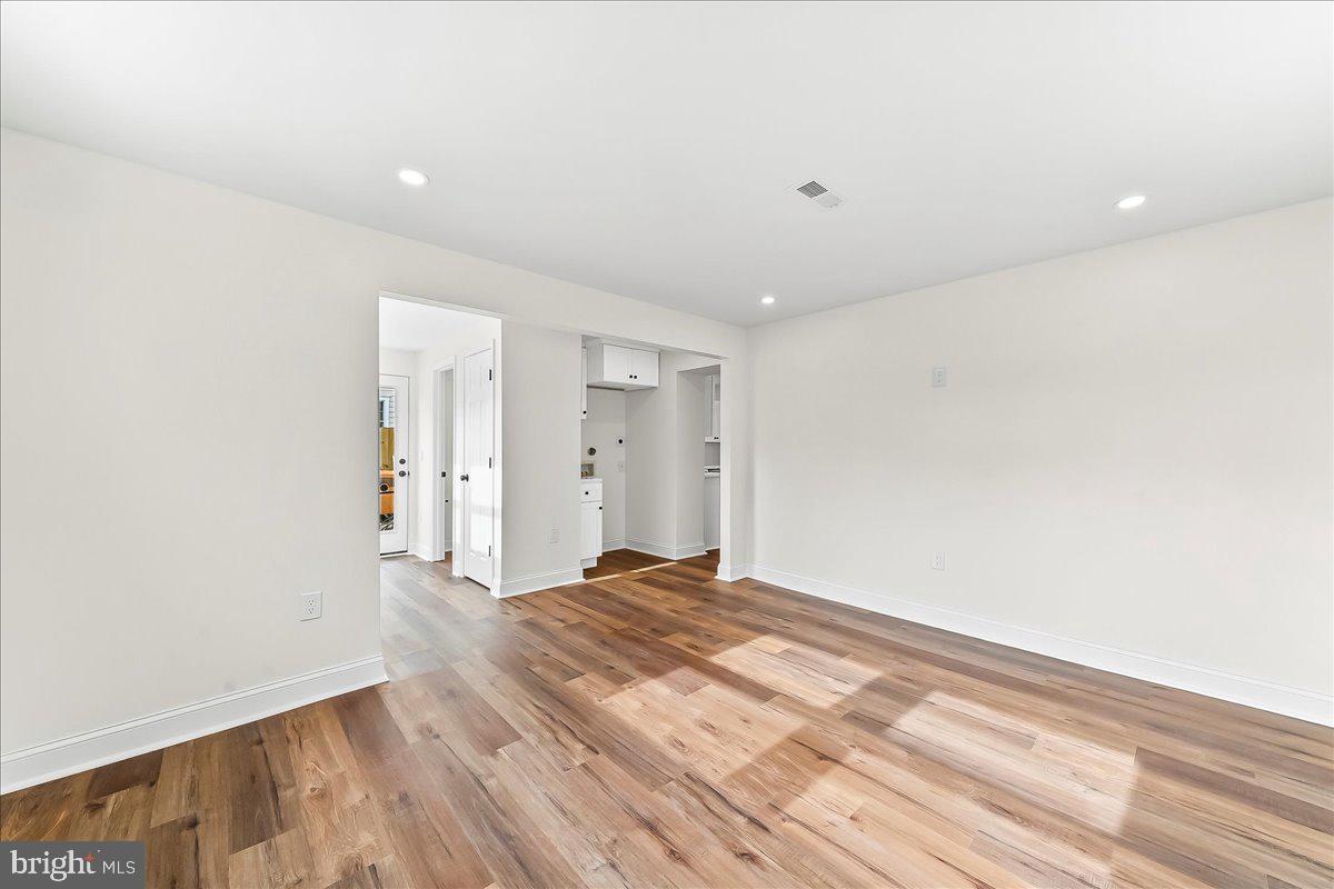 410 E JEFFERSON STREET