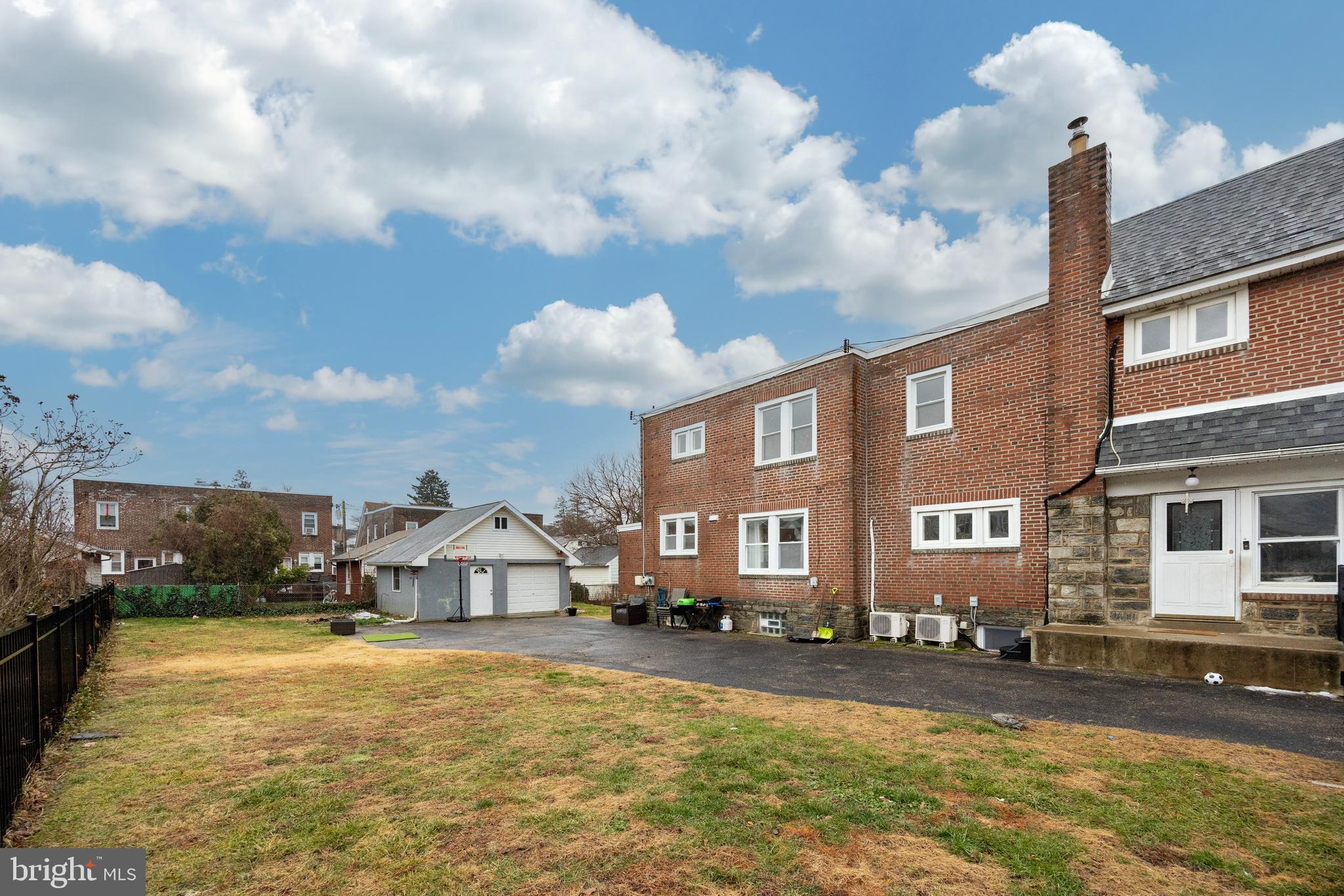 259 POWELL ROAD