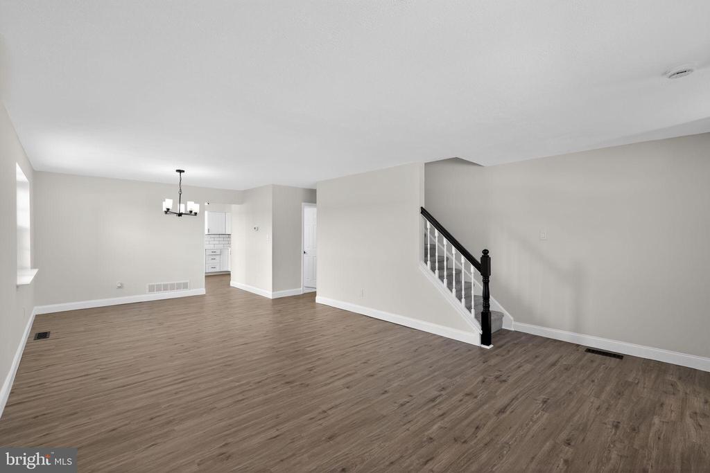 642 RIVELY AVENUE