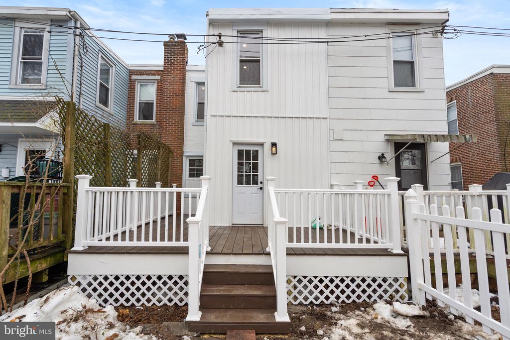 445 W BALTIMORE AVENUE