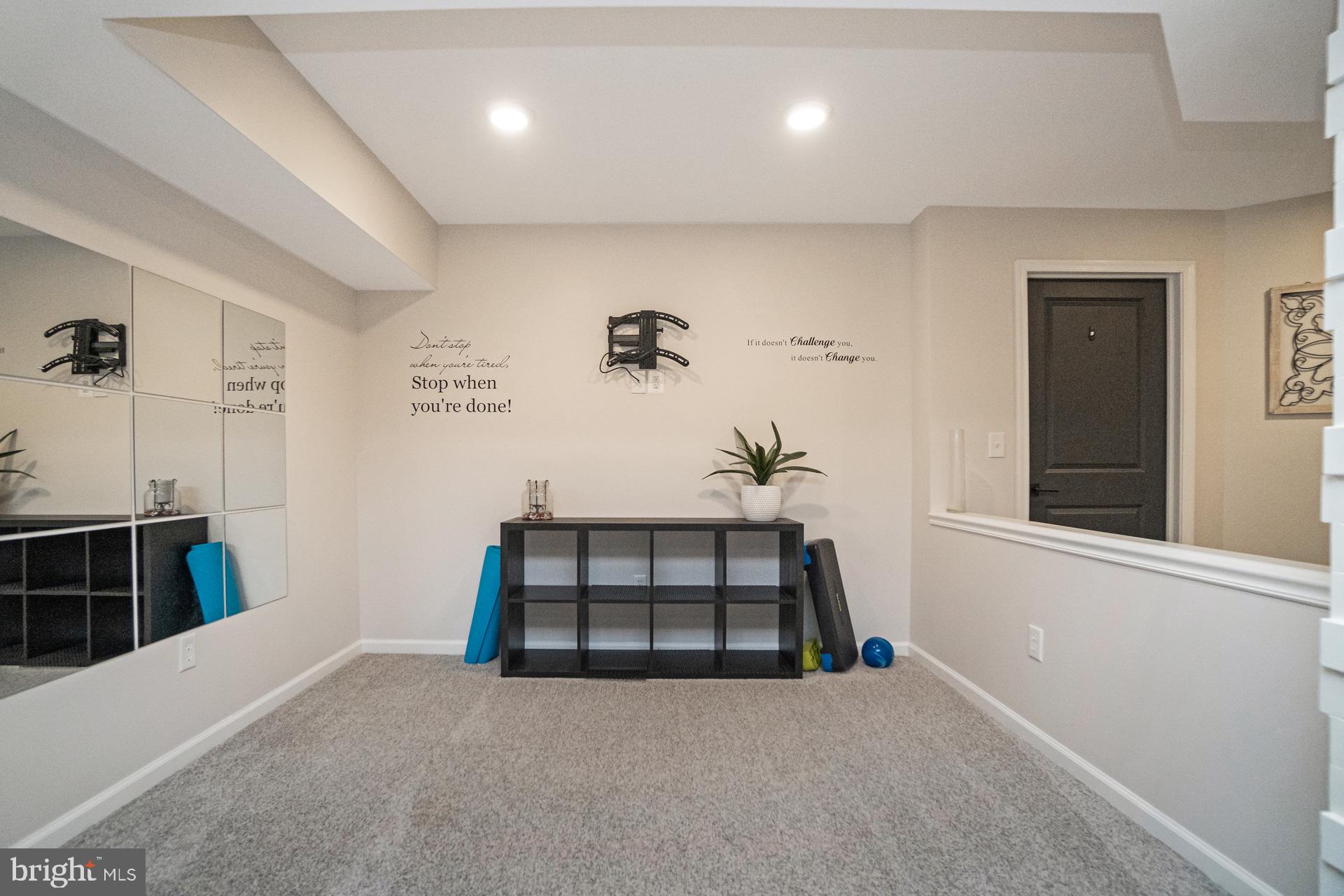8688 Cascade Rd