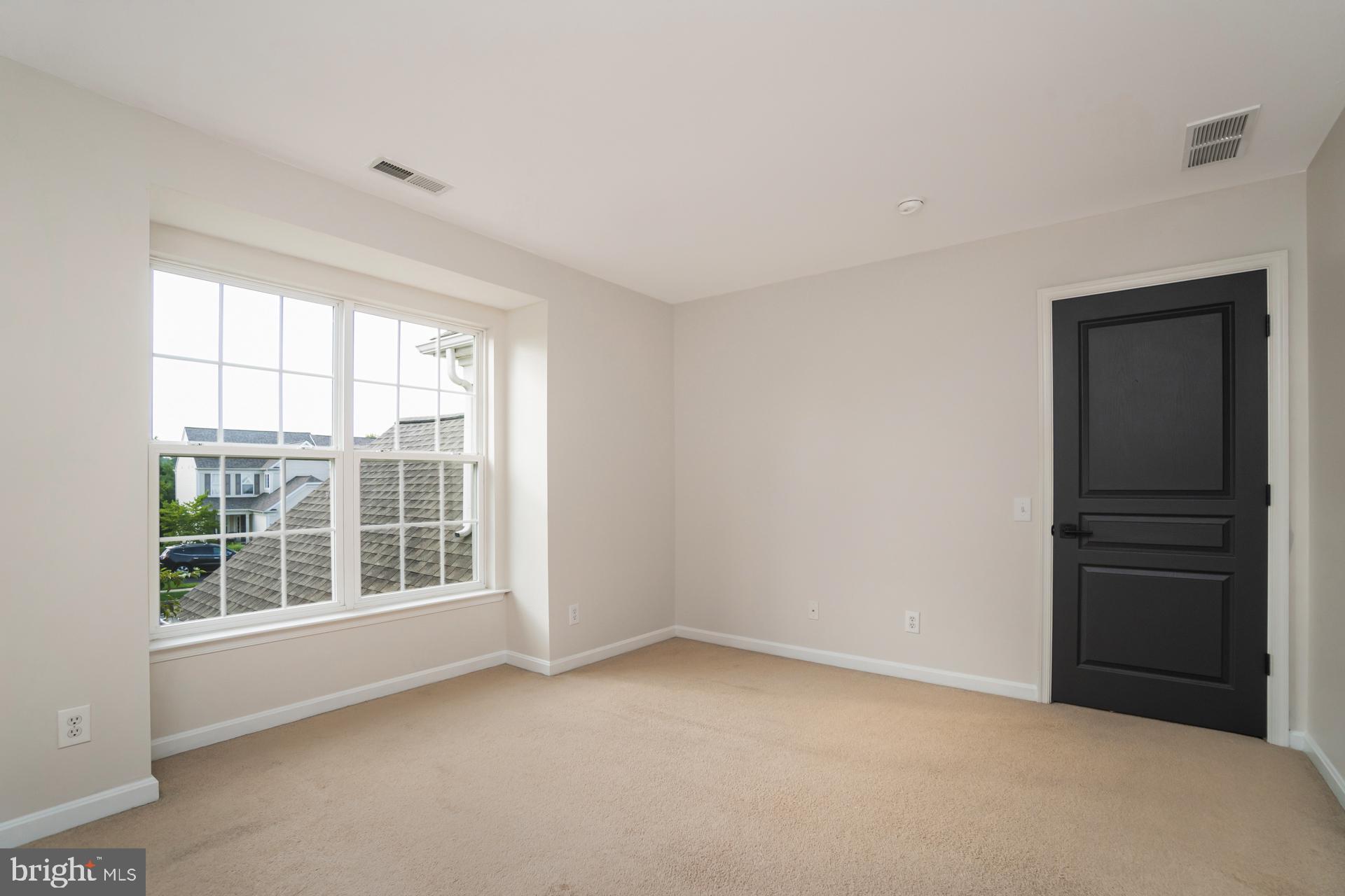 8688 Cascade Rd