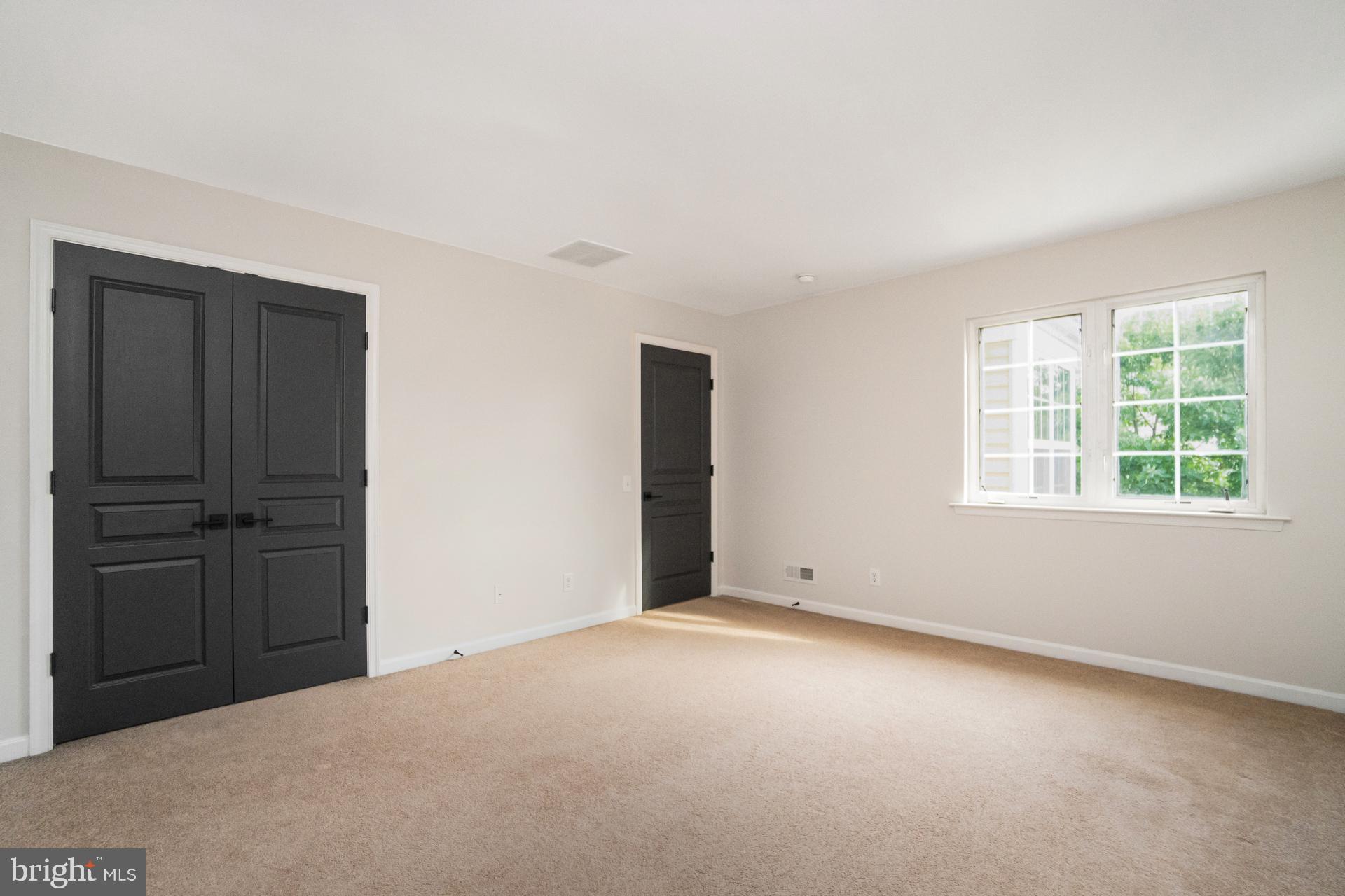 8688 Cascade Rd