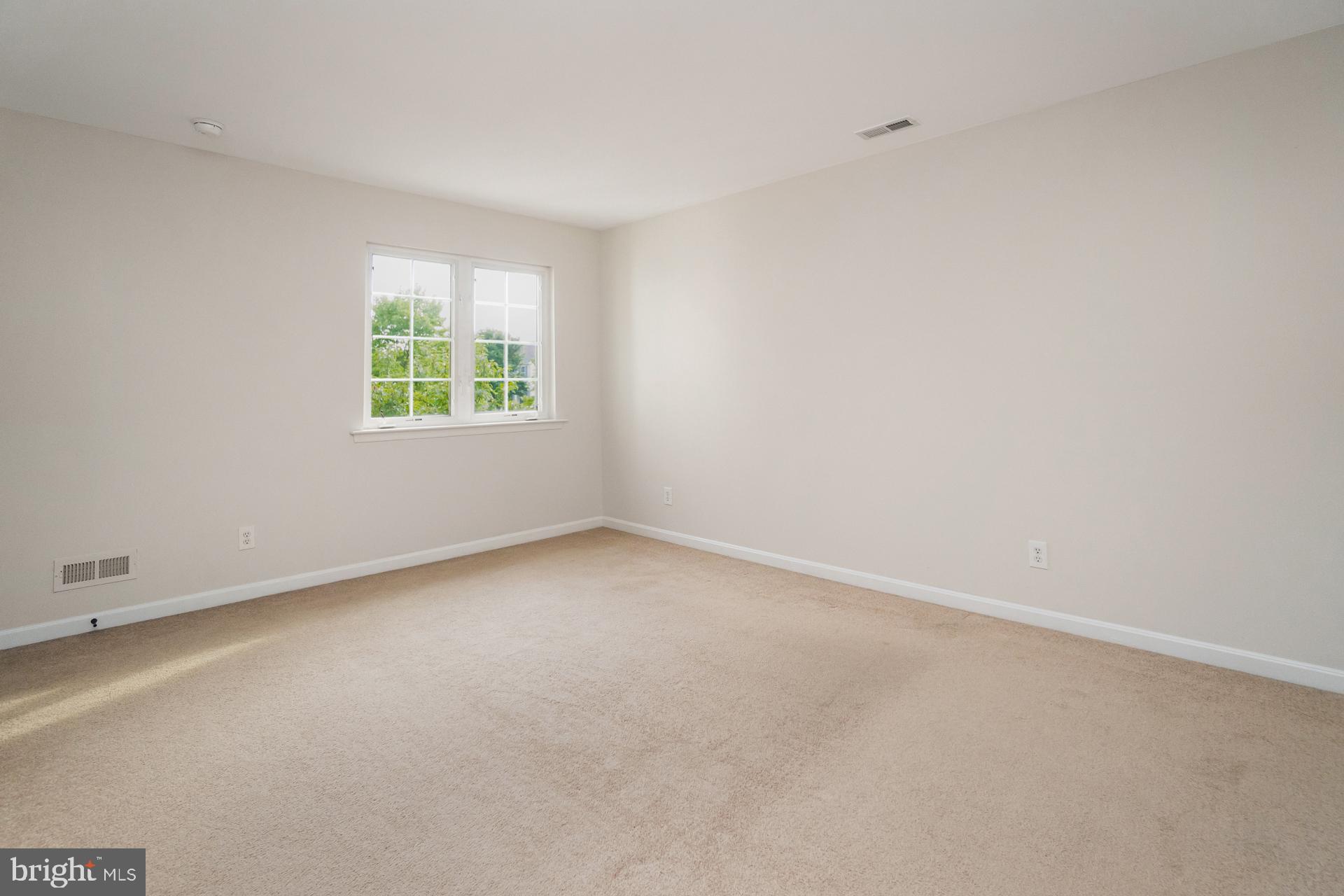 8688 Cascade Rd