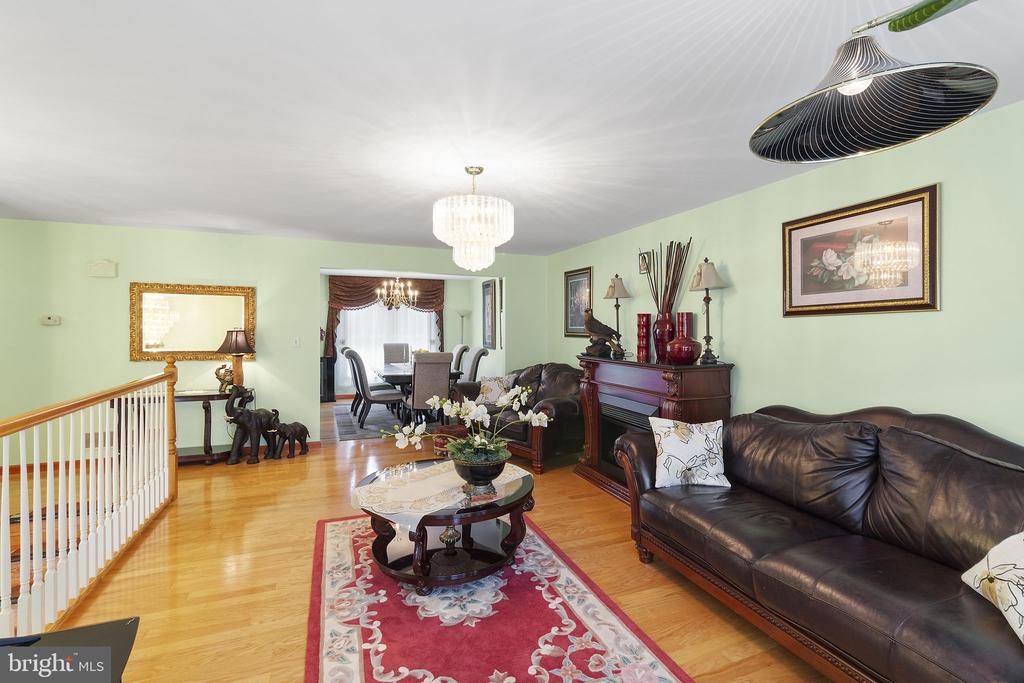 25 Makara Dr