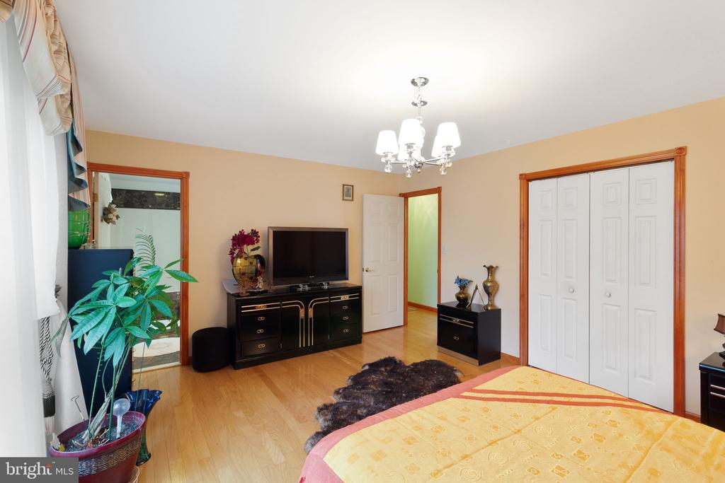 25 Makara Dr
