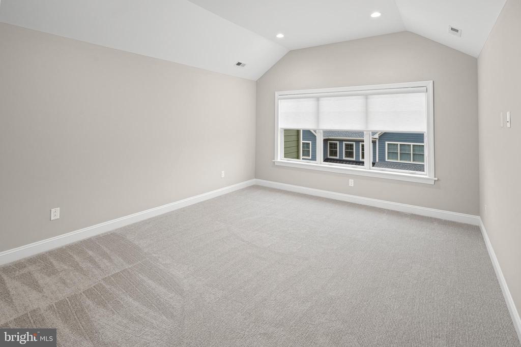 520 DAWES LANE Unit: LOT 67