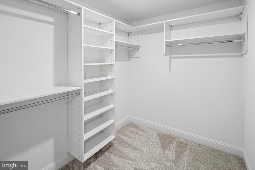 520 DAWES LANE Unit: LOT 67