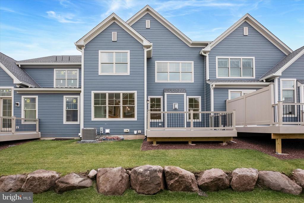 520 DAWES LANE Unit: LOT 67